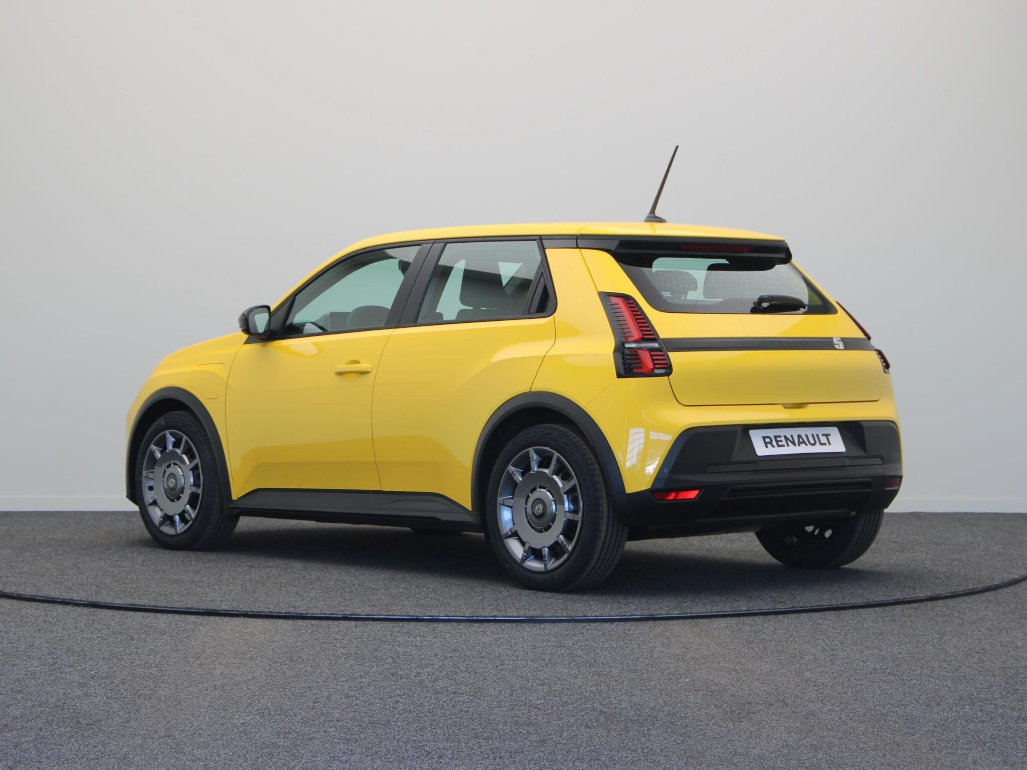 Renault 5 urban range evolution 40 kWh | Vijf jaar garantie, Auto's, Dealer onderhouden, Stof, 122 pk, Nieuw