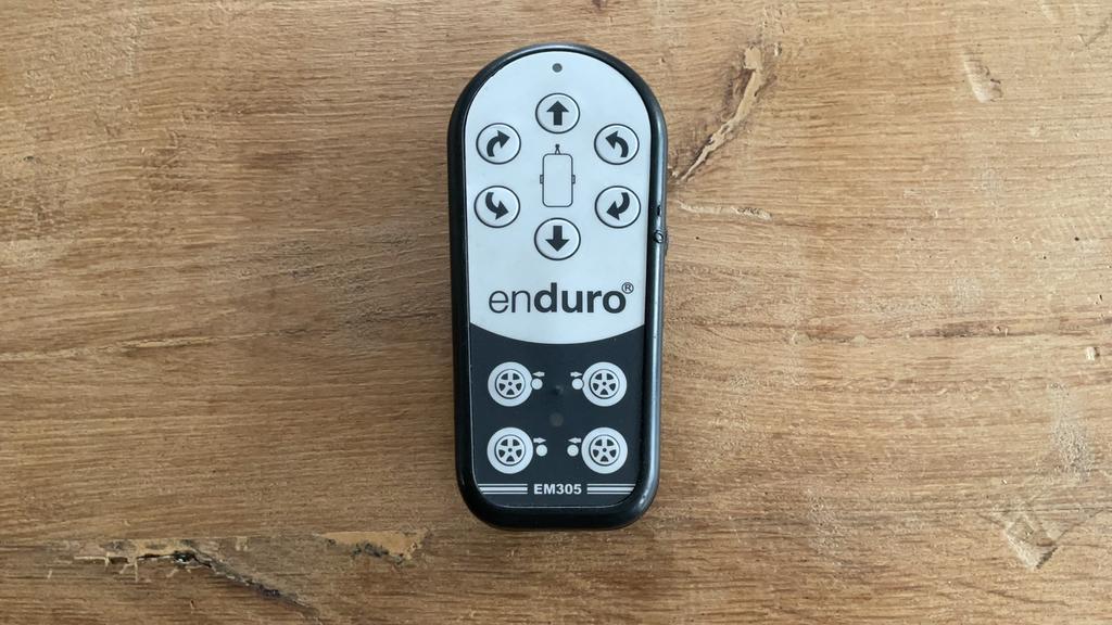 Gezocht de afstandbediening EM 305 voor de enduro mover, Caravans en Kamperen, Caravan accessoires, Ophalen, Gebruikt