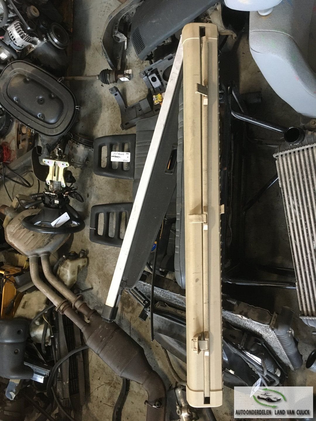 Mercedes W124 Station Rolhoes Creme