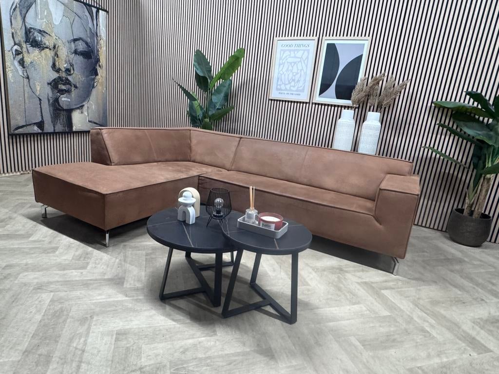 ZGAN Kapenga Cognac Hoekbank Microleer - 280 x 195, 250 tot 300 cm, Trendy Cognac hoekbank microleer industrieel bruin, -, -