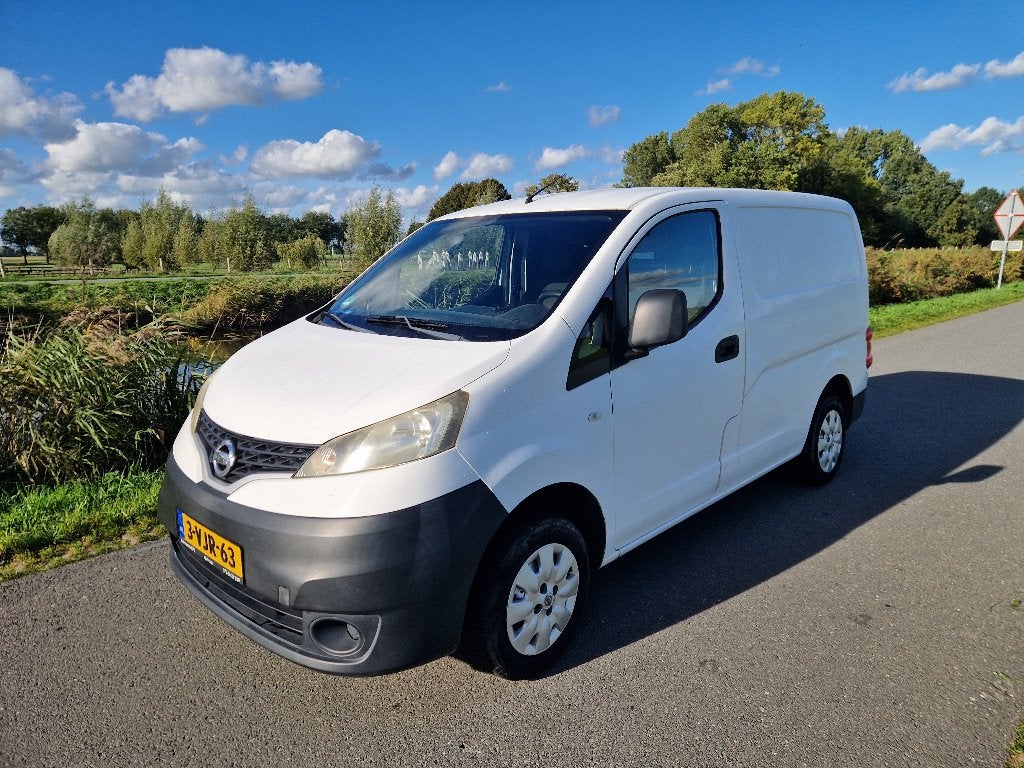 Nissan Nv200 1.5 DCI 2010 Nieuwe APK Nieuwe Distributie + wp, Voorwielaandrijving, Dealer onderhouden, Stof, 4 cilinders