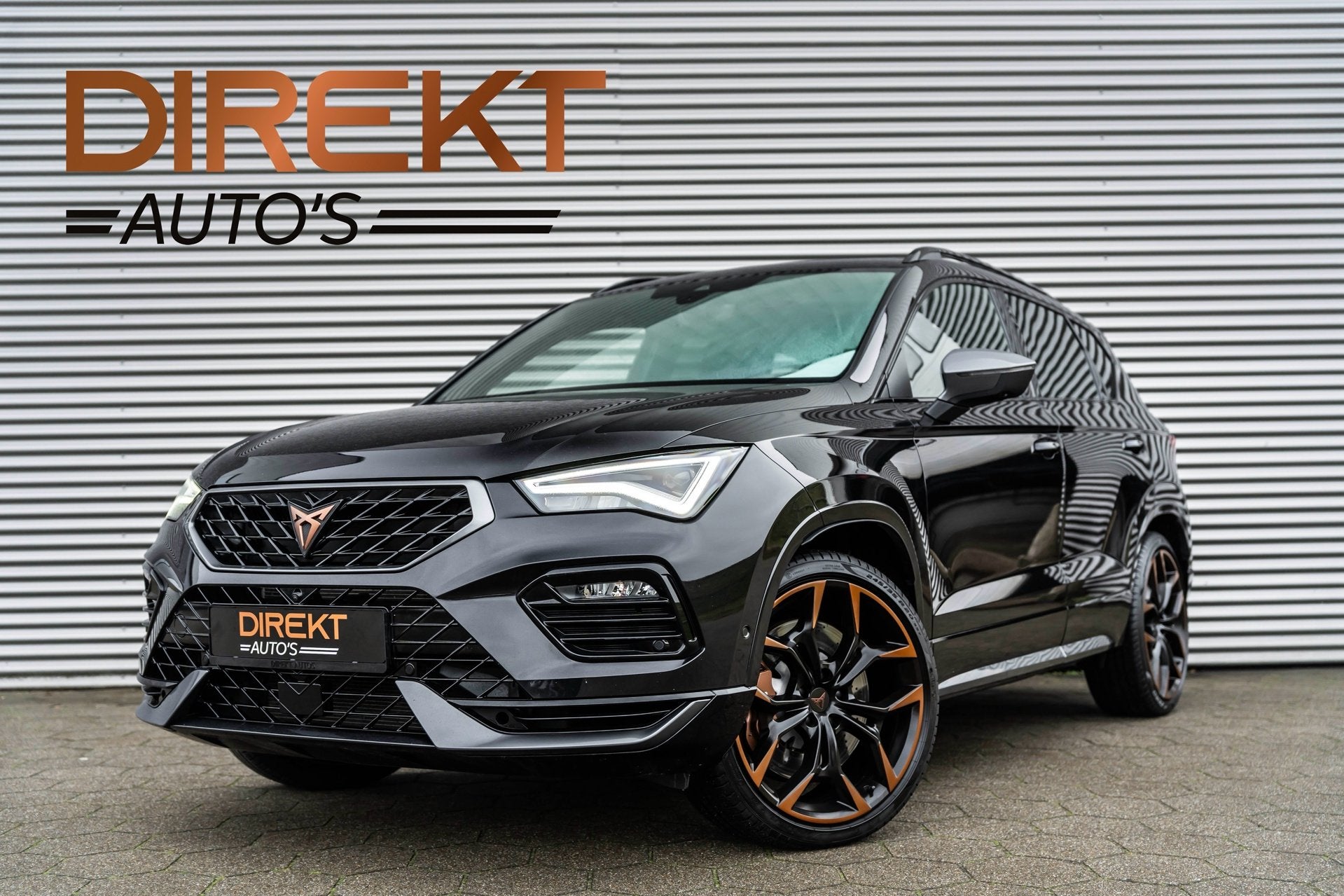 CUPRA Ateca 2.0 TSI 4DRIVE LIMITED PANO AKRA BREMBO BEATS, Auto's, Cupra, Automaat, Gebruikt, Zwart, 4 cilinders