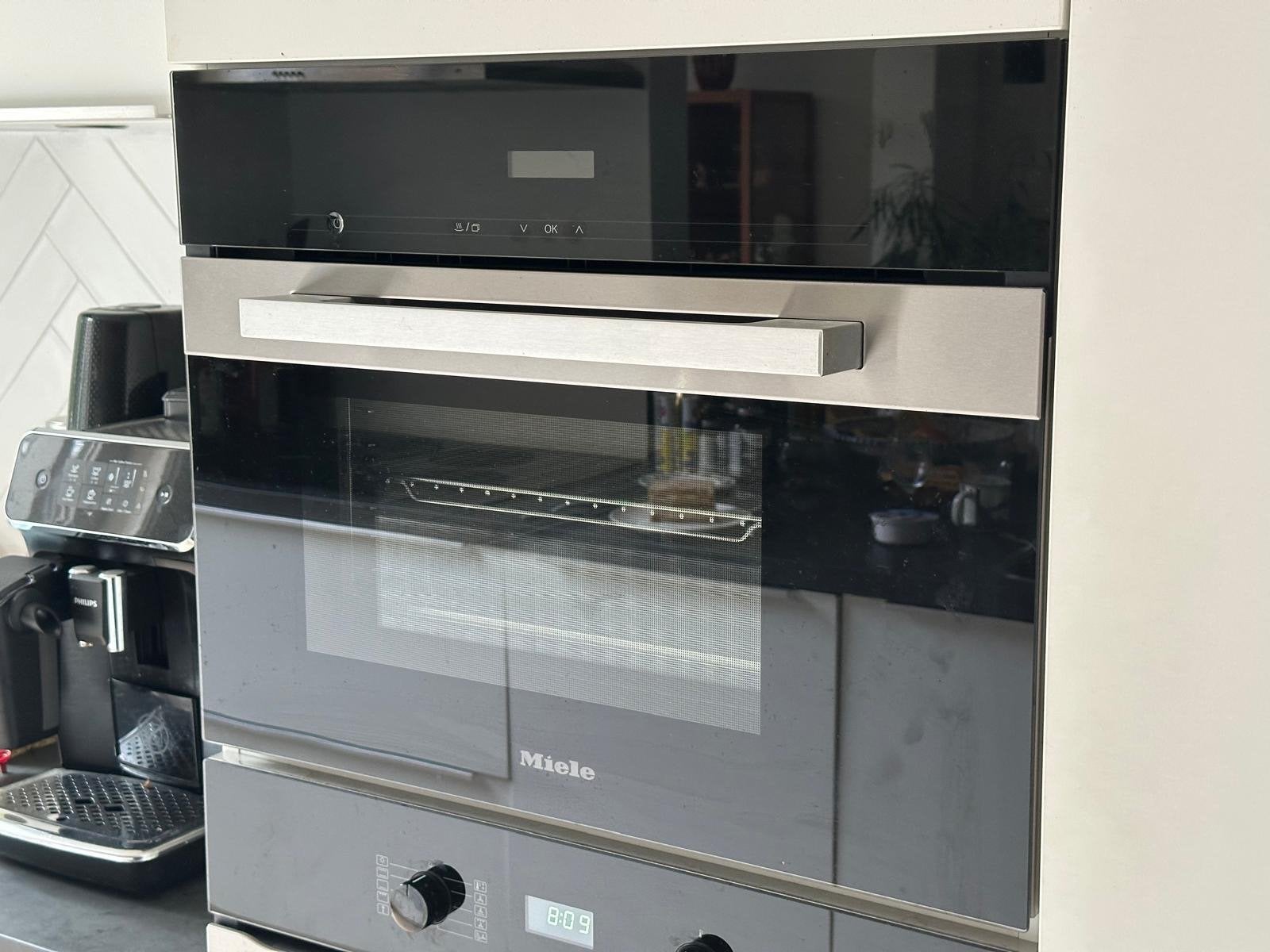 Miele Stoomoven DG 2840 - Zo goed als nieuw, Ophalen, Miele, Stoomoven, Stoom