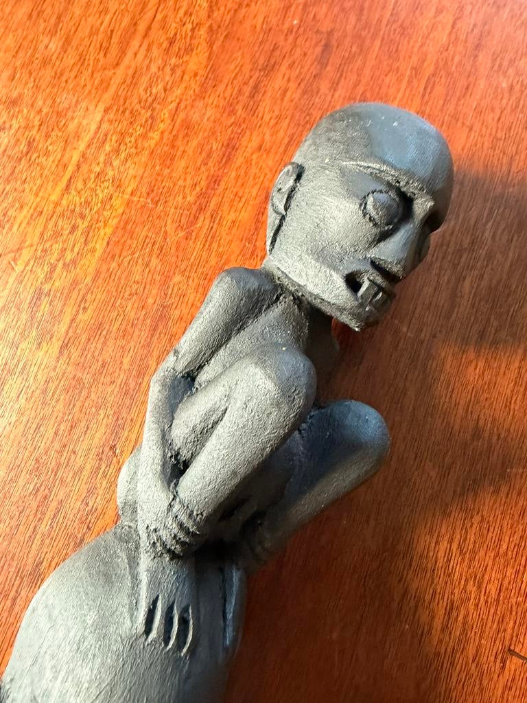 Tribaal houten beeldje, vermoedelijk Indonesië, Verzenden