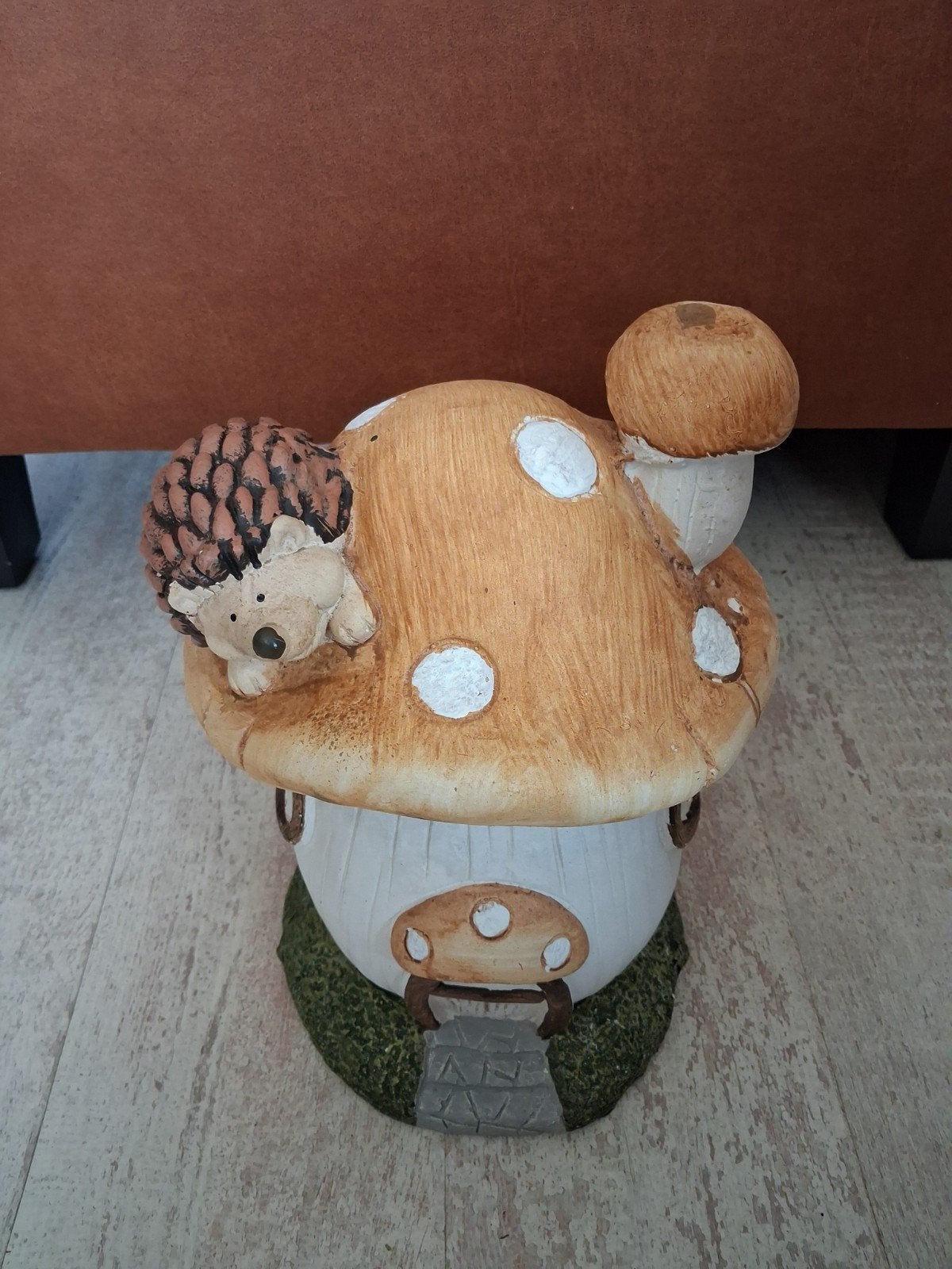 Paddenstoelhuisje met egel. Puntgaaf!, Verzamelen, Ophalen of Verzenden, Nieuw, Dier