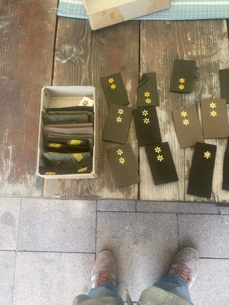 Militair Schouderstukken Collectie - Diverse Rangen, Verzamelen, Ophalen, Overige soorten, Overige gebieden, Embleem of Badge