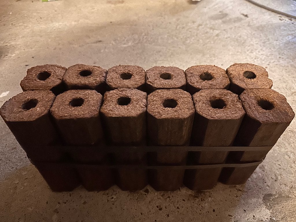 Pini Kay houtbrikketten - DE ideale stookwarmte !!, Tuin en Terras, 6 m³ of meer, Ophalen, Eikenhout, Blokken