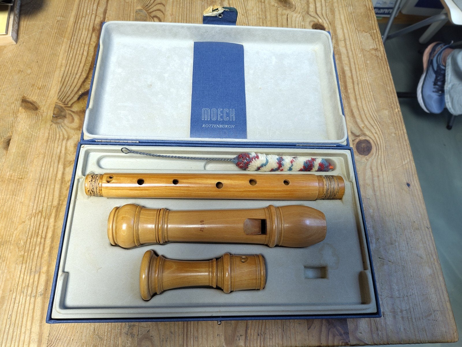 Moeck Rottenburgh blokfluit met koffer, standaard en lampje, Ophalen, Gebruikt, Met koffer of tas