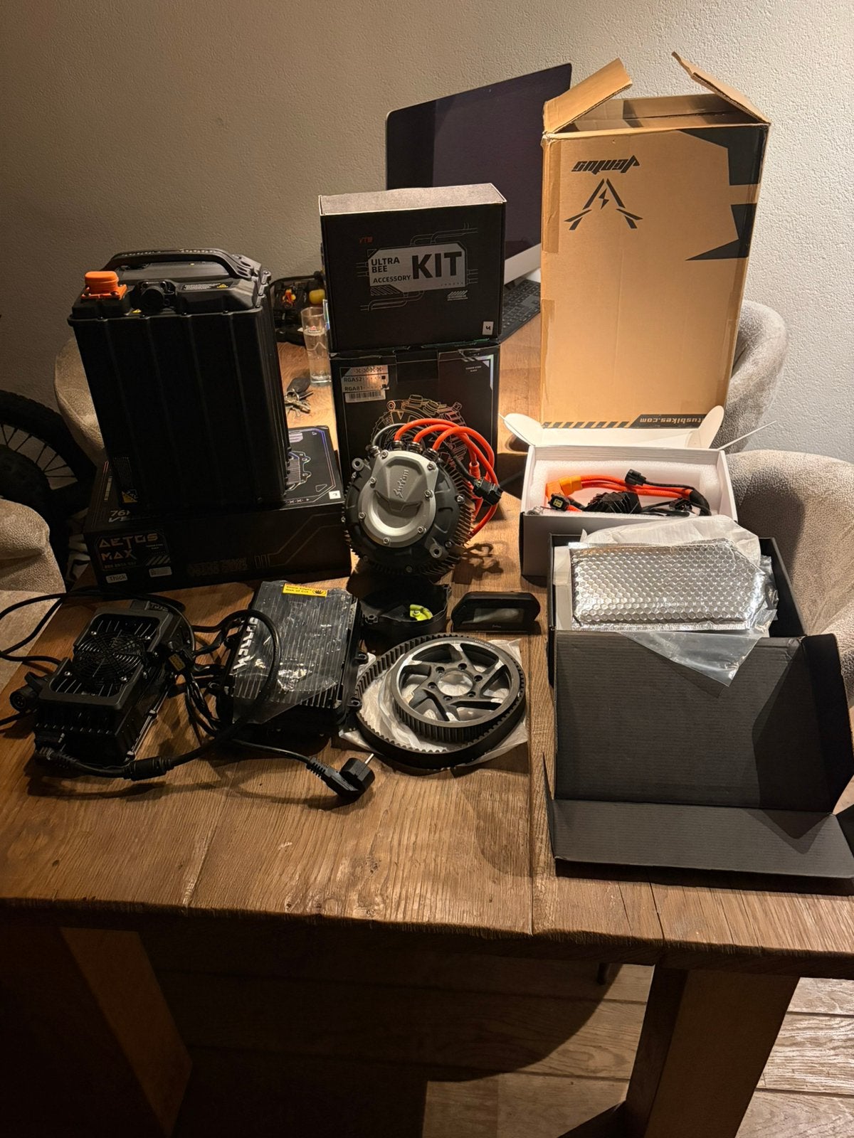 Surron ultrabee 21kw 2026 batterij motor controller en meer, Ophalen of Verzenden, Zo goed als nieuw, Overige merken
