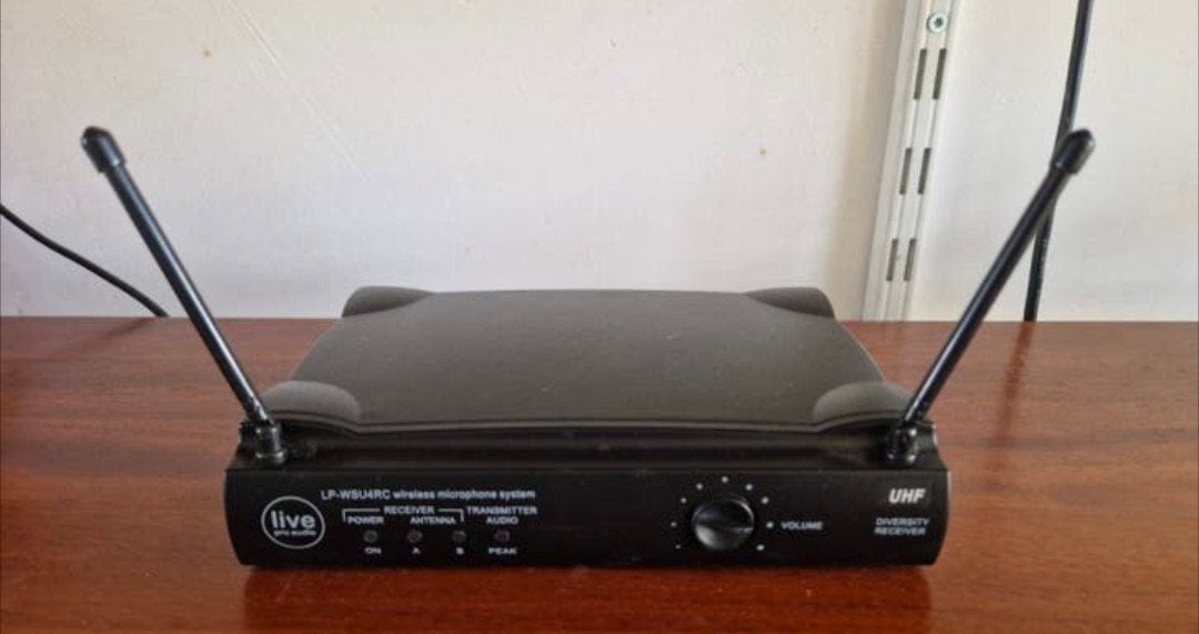 ✅Live Pro Audio LP-WSU4RC draadloze microfoonontvanger, Ophalen of Verzenden, Gebruikt, Overige typen, Draadloos