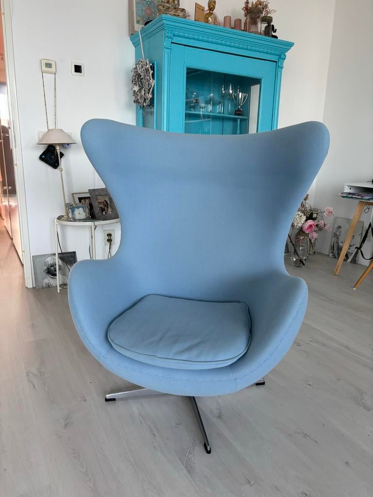 Mooie Egg Chair - Zo goed als nieuw, verstelbaar, Huis en Inrichting, Fauteuils, Ophalen, Zo goed als nieuw, Stof