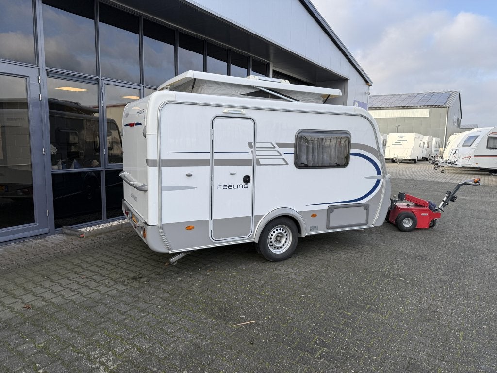 Eriba Feeling 230 Langslaper 200X180cm + Zonnepaneel 700KG!!, Schokbreker, Standaardzit, Tot en met 2, Bedrijf
