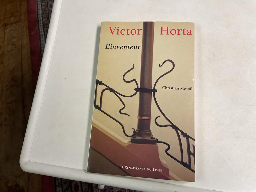Victor Horta L'inventeur - Christian Mesnil (Franse taal), Ophalen of Verzenden, Gelezen, Non-fictie