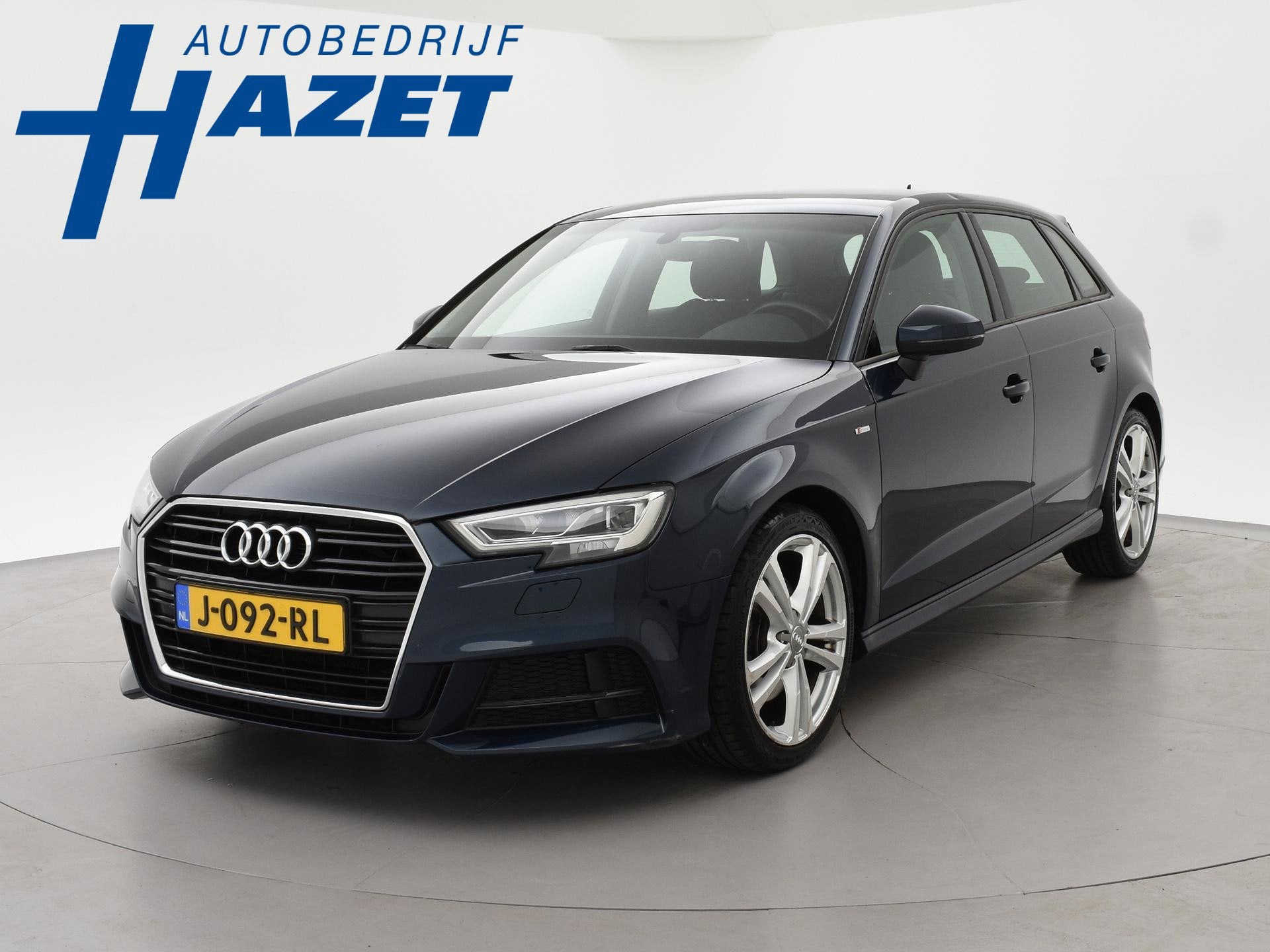 Audi A3 Sportback 40 TFSI 190 PK S-TONIC AUT DESIGN PRO LINE, Stof, Gebruikt, Blauw, Bedrijf