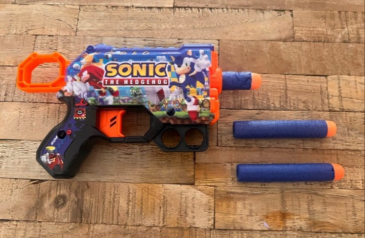 Nerf Sonic Edition Blaster met 3 rubberen kogels, Ophalen of Verzenden, Gebruikt