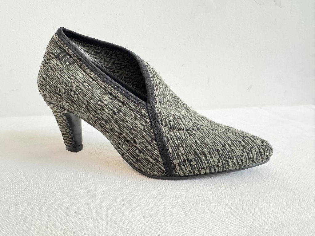 United Nude schoen met hakje 38, Ophalen of Verzenden, Zo goed als nieuw, Beige