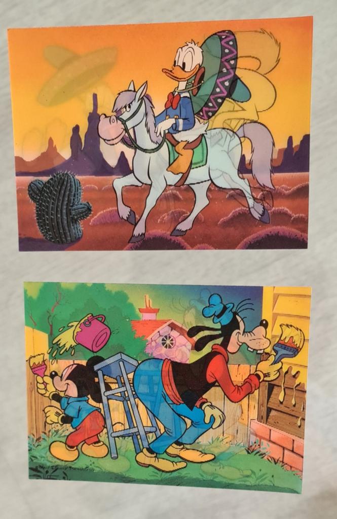 2x Disney 3D kaarten, Verzamelen, Ansichtkaarten | Themakaarten, Ophalen of Verzenden, 1980 tot heden, Sterren en Beroemdheden