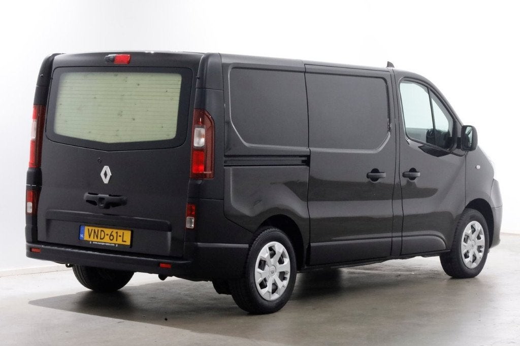 Renault Trafic 2.0 dCi 120pk L1H1 Comfort Navi/Camera/Inrich, Voorwielaandrijving, 1706 kg, Gebruikt, Euro 6