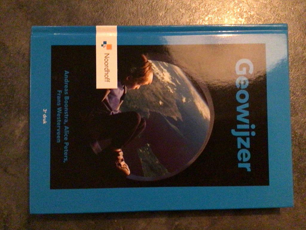 Geowijzer 3e druk aardrijkskunde schoolboek, Boeken, Ophalen of Verzenden, Zo goed als nieuw, Overige niveaus, Aardrijkskunde