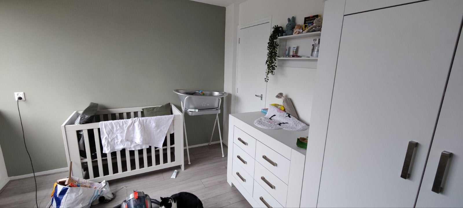 TWF babykamer: lledikant, commode, kledingkast & plankje, Ophalen, Gebruikt, Jongetje of Meisje