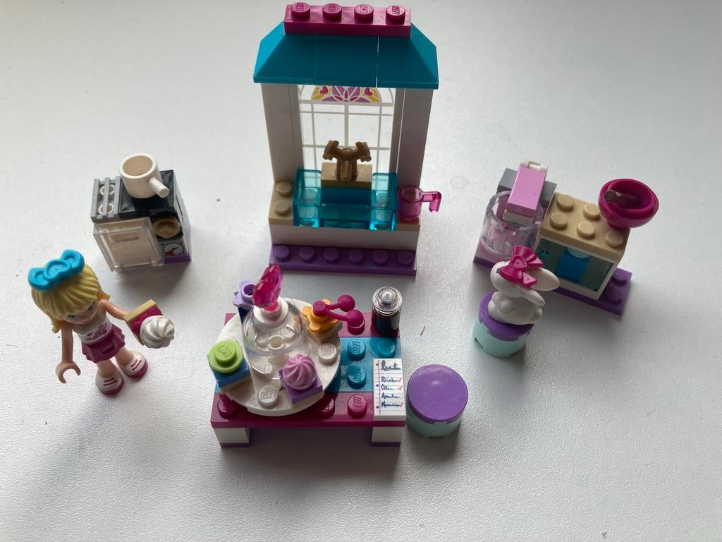 Lego Friends 41308 Stephanie's Bakery met instructies, Lego, Friends, Ophalen of Verzenden, Zo goed als nieuw