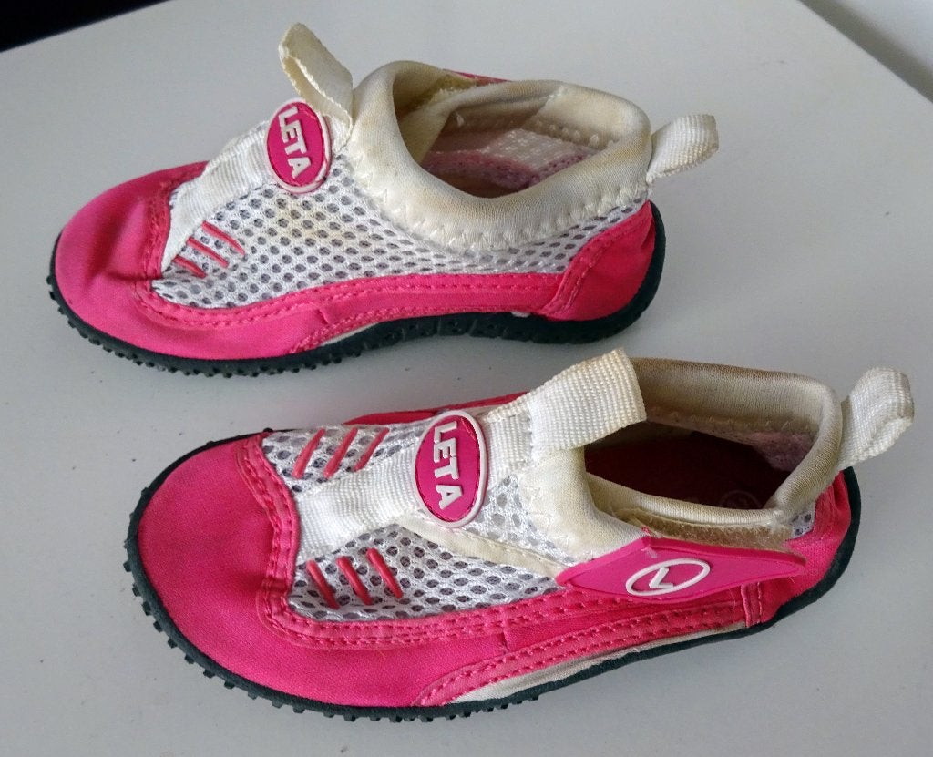 Waterschoenen zwemschoenen kind - roze met wit - maat 25., Ophalen, Gebruikt, Jongen of Meisje, Overige typen