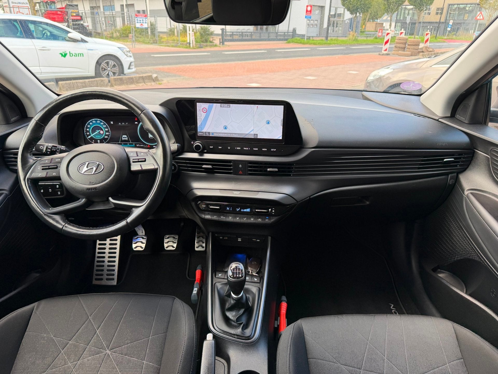 Hyundai Bayon 1.0 T-GDI Premium Clima|ACC|Navi|CAM|Dodehoek, Auto's, Voorwielaandrijving, 12 maanden, Gebruikt, Euro 6