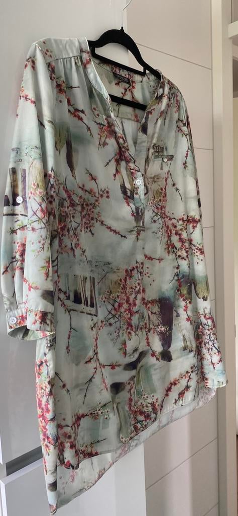 Mooie oosterse hemd/ blouse van NORA, Ophalen of Verzenden, Zo goed als nieuw, Maat 42/44 (L)