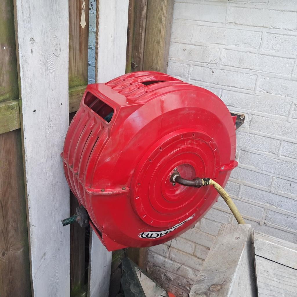 Vintage Retracta tuinslang 20 meter, automatisch oprolbaar, Ophalen of Verzenden, Tuinslang