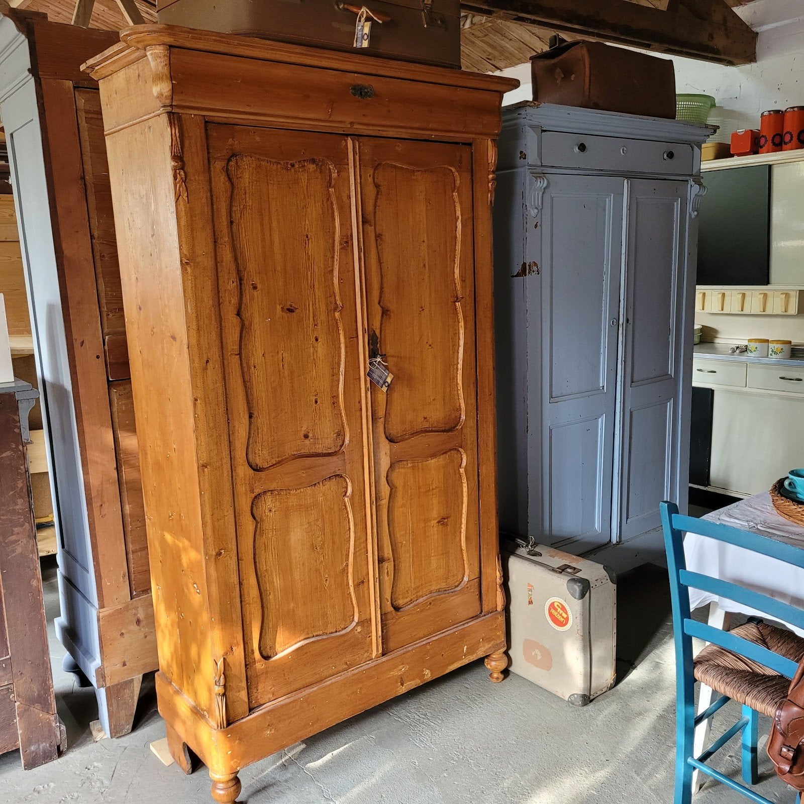Brocante oude ondiepe kast biedermeierkast meidenkast, Ophalen