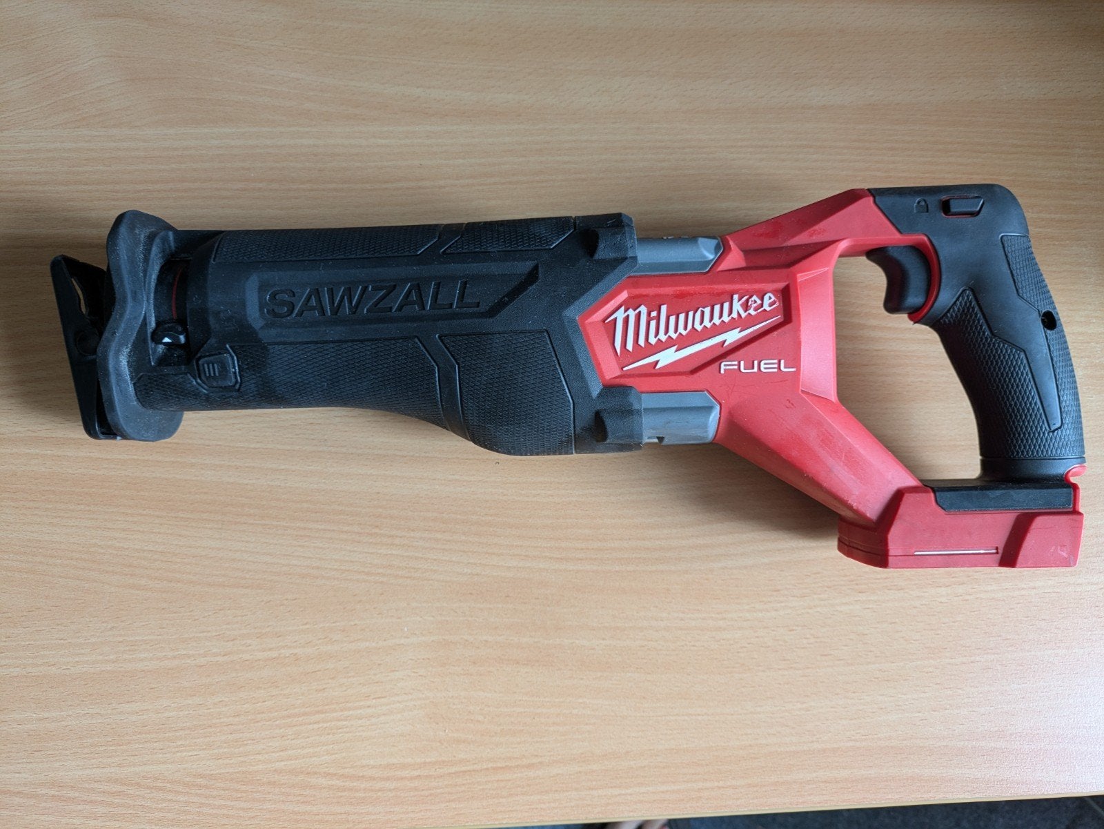 Milwaukee M18 FSZ Reciprozaag - Zo goed als nieuw, Ophalen, Zo goed als nieuw, Reciprozaag, Milwaukee