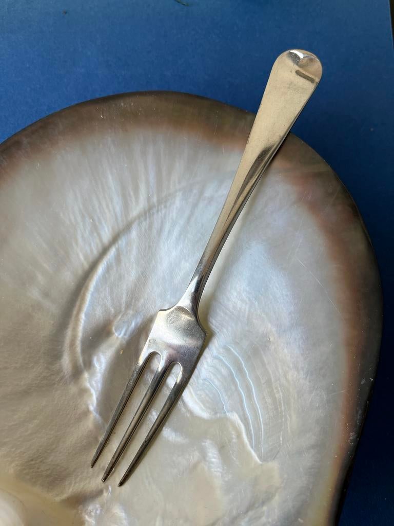 Zilveren kleine vork , dessert vork: Haags Lofje, Antiek en Kunst, Ophalen of Verzenden