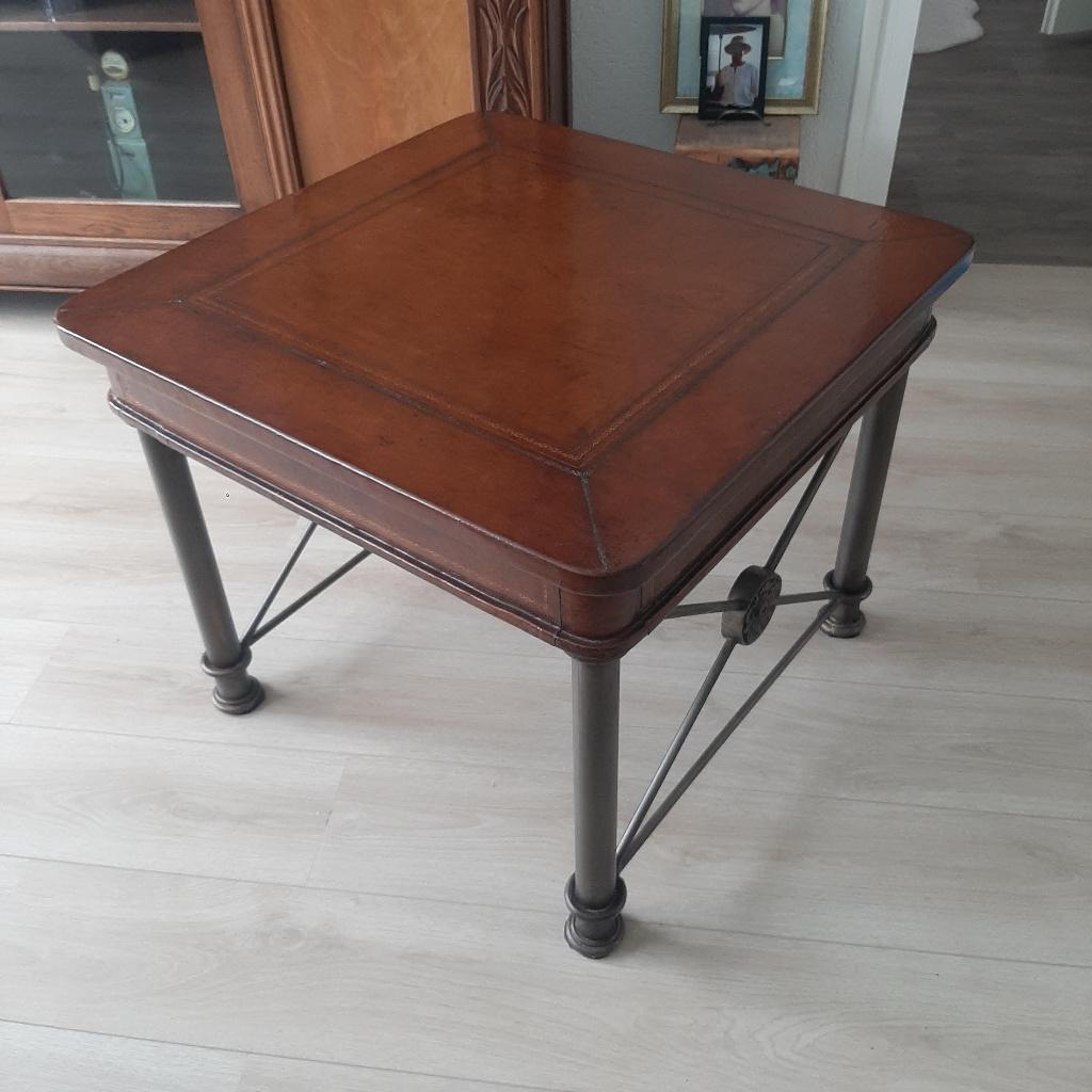 Antieke tafel 71 x 71 x 58 (hoogte) cm / lederen bekleding, Ophalen of Verzenden