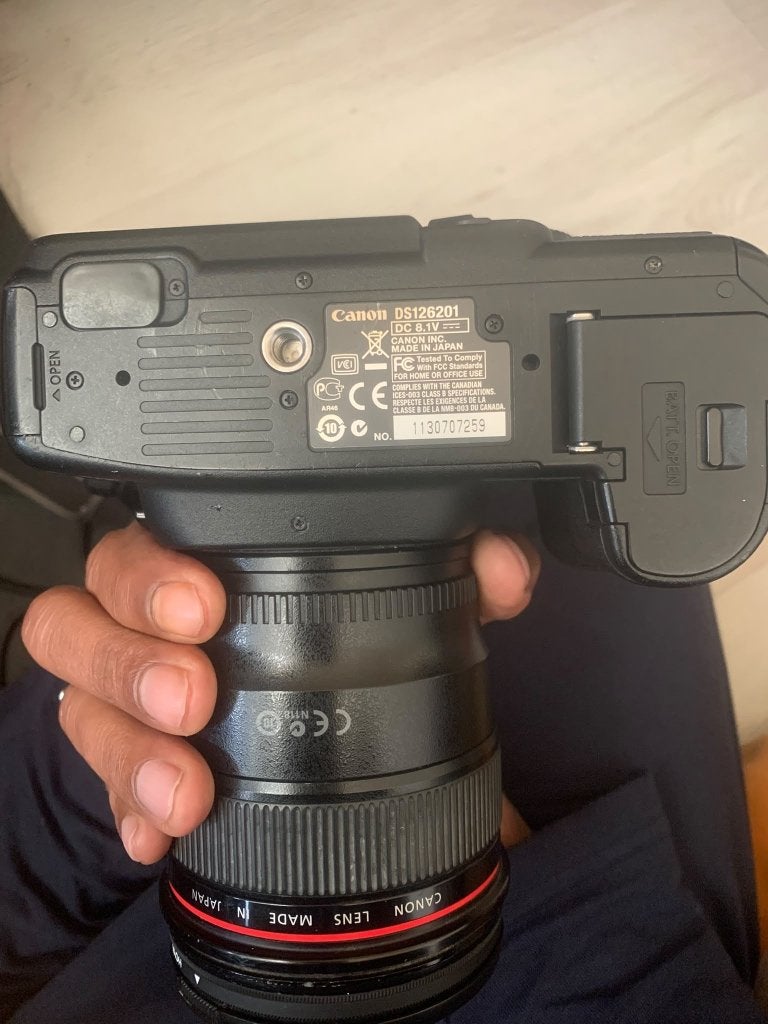 Canon 5d mark II / 2 BODY minder dan 5000 clicks, Accu, Spiegelreflex, Canon, 21 megapixels