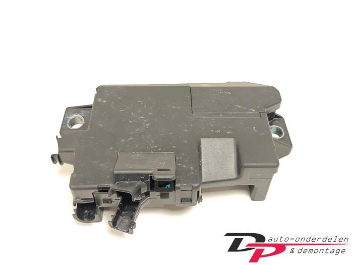 Zekeringkast van een Volvo XC40, Gebruikt, -, -, Ophalen of Verzenden