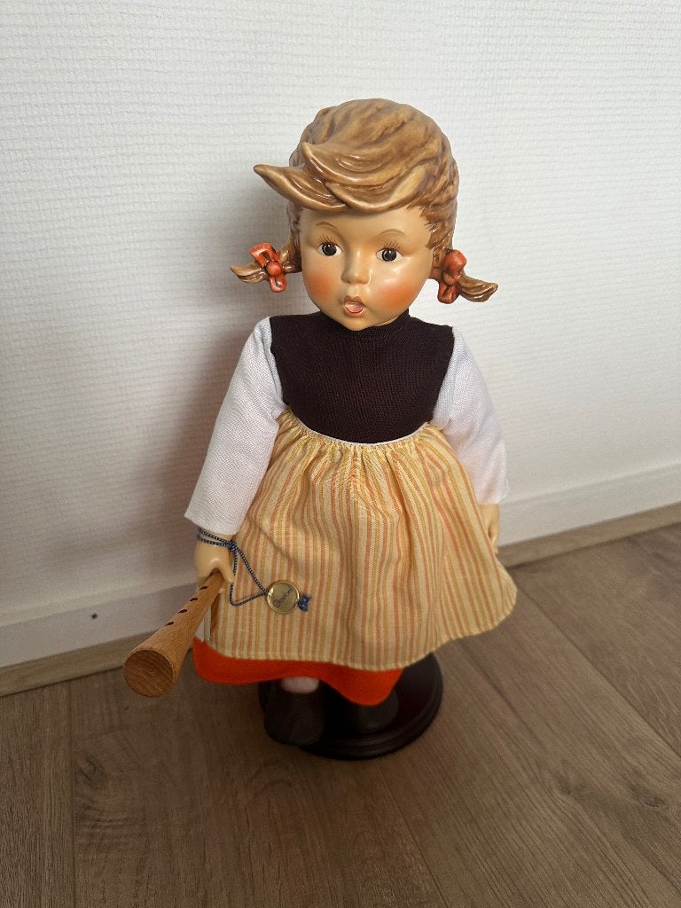 Birthday serenade Hummel pop, Goebel porselein, Ophalen, Zo goed als nieuw, Pop
