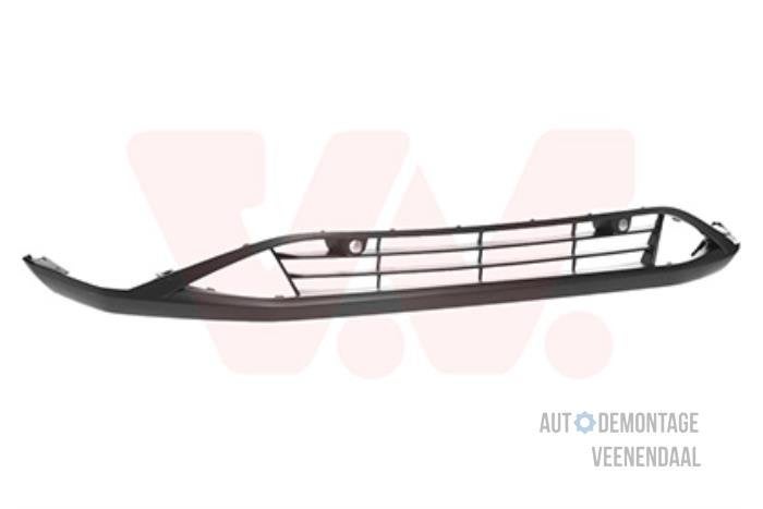 Spoiler voorbumper van een Nissan Qashqai, -, -, Nieuw, Ophalen of Verzenden