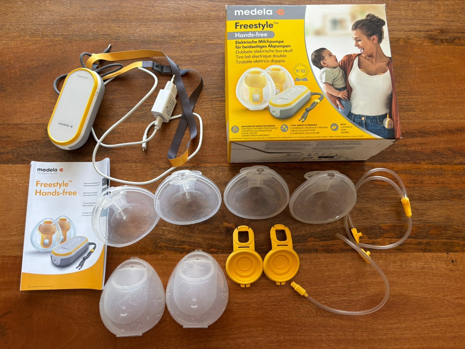 Medela freestyle handsfree dubbele electrische borstkolf, Ophalen of Verzenden, Zo goed als nieuw, Borstkolf
