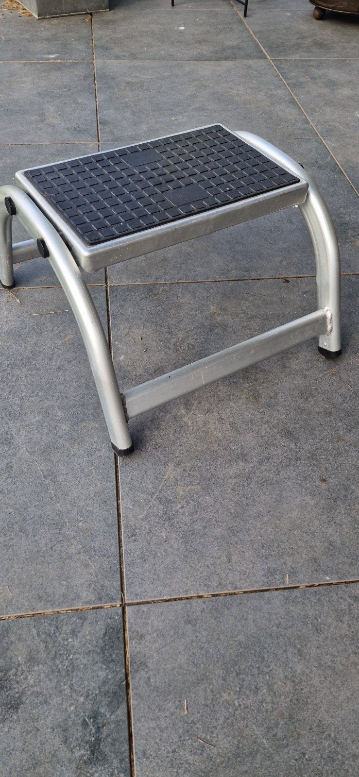 Aluminium opstapje met anti-slip, Ophalen
