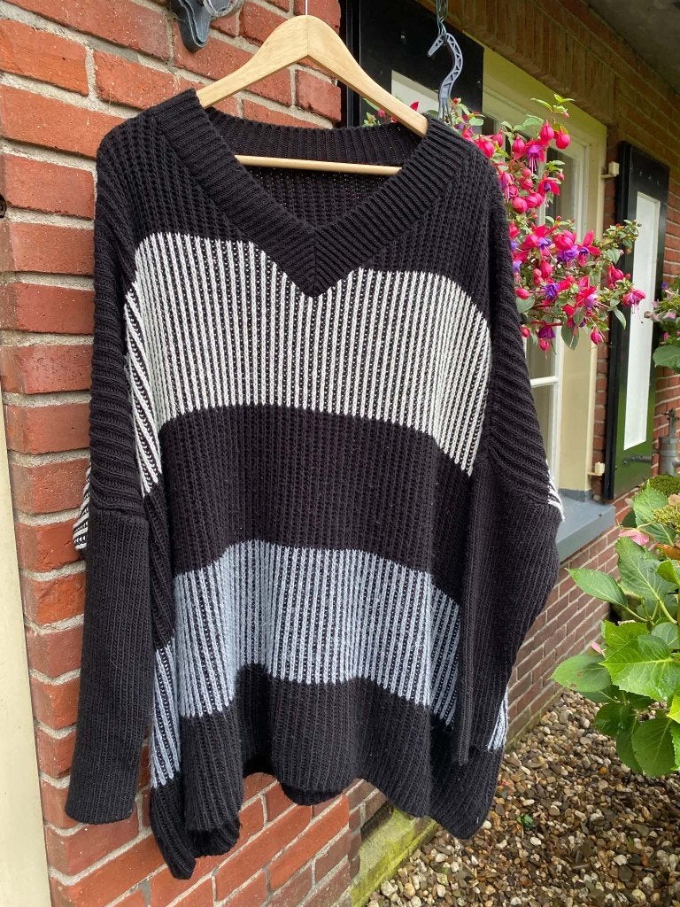 ITALY  oversized  acryl trui   XXXL, Kleding | Dames, Made in Italy, Zwart, Trui of Vest, Nieuw