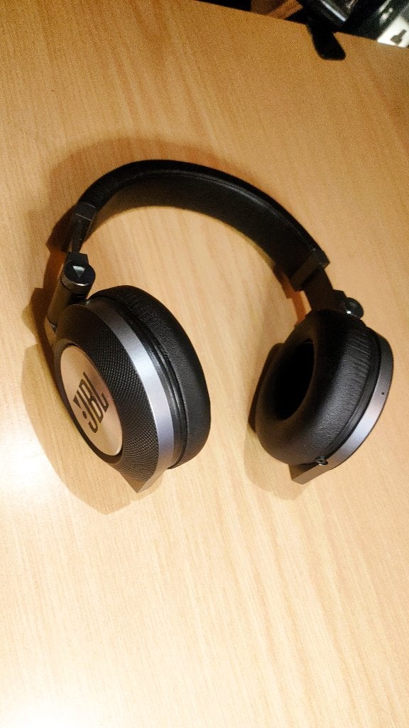 JBL Synchros E50BT Draadloze Over-Ear Bluetooth Koptelefoon
