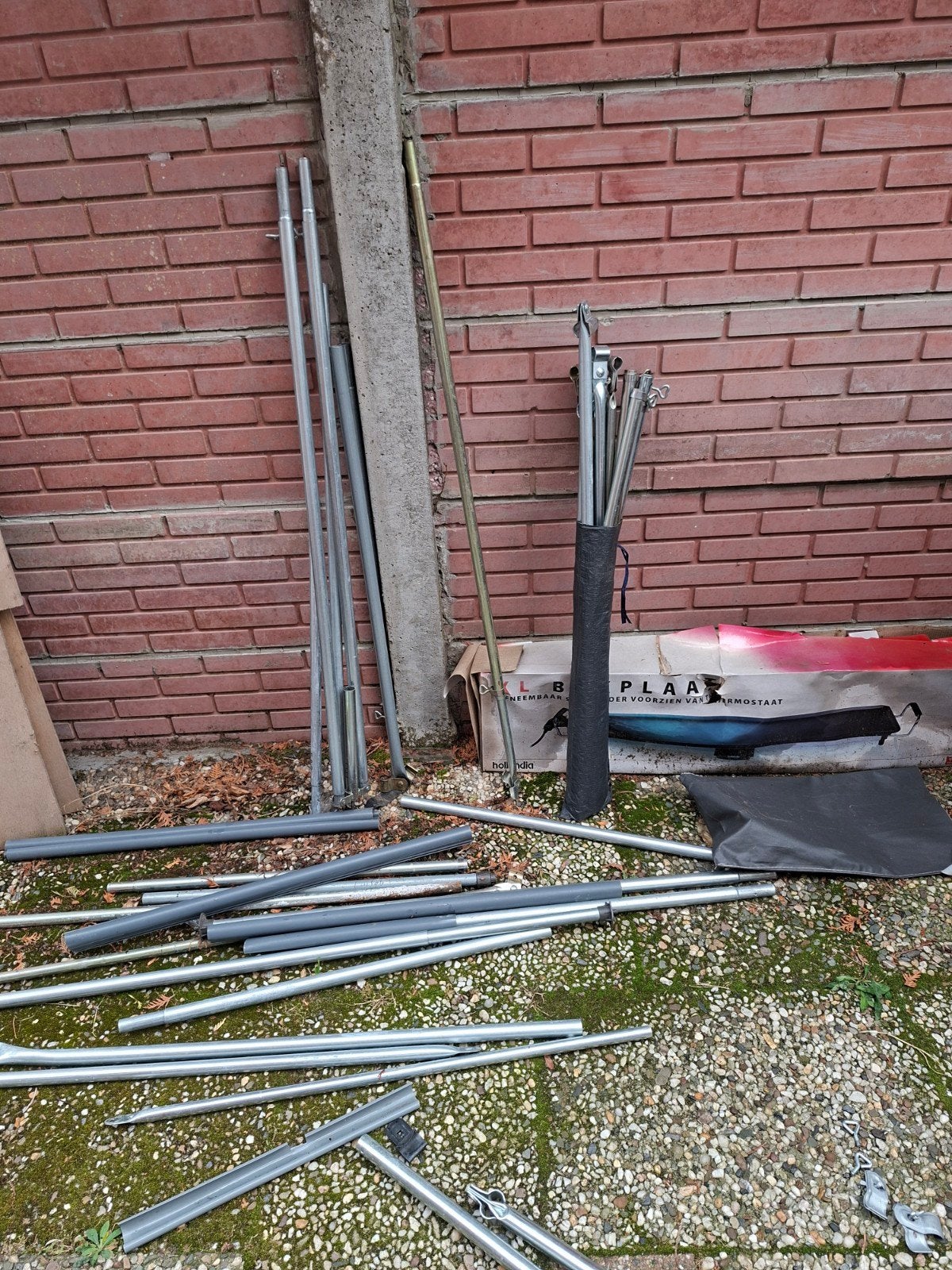 Diverse tentstokken en onderdelen, Ophalen, Gebruikt