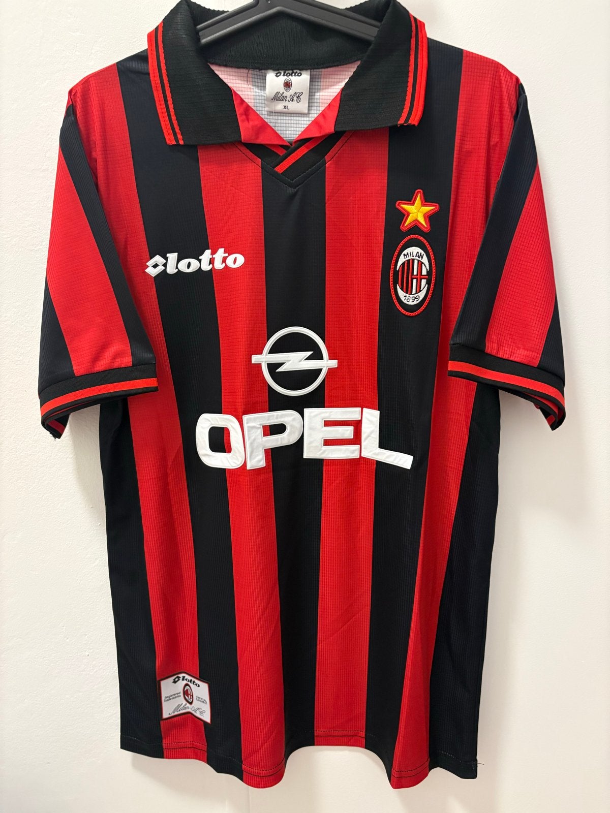 Retro AC Milan Weah Shirt Maat L lotto opel maldini vintage, Maat L, Ophalen of Verzenden, Nieuw, Shirt