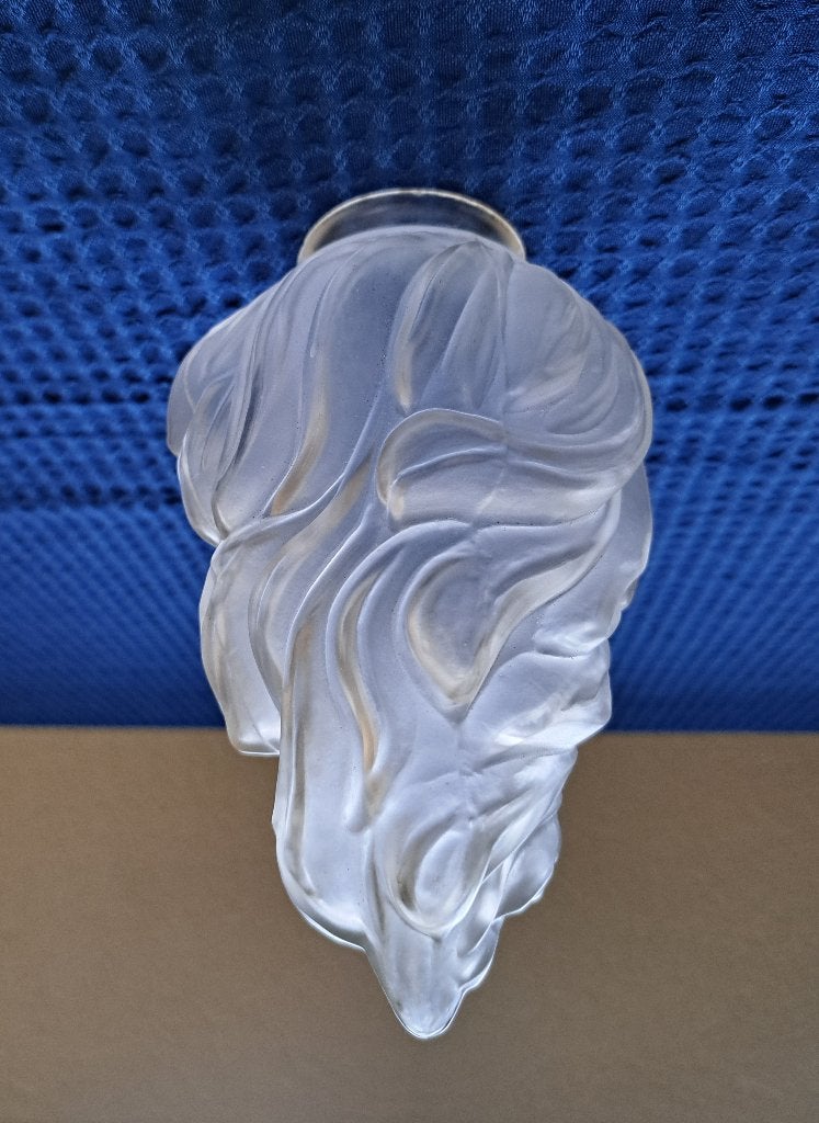 Oud mat glazen lampenkapje vlamvorm hanglamp wandlamp, Verzenden