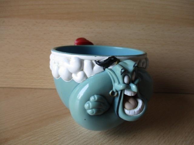 Disney Aladdin Geest kunststof beker  8cm, Verzamelen, Disney, Ophalen of Verzenden, Overige figuren, Gebruikt, Beeldje of Figuurtje