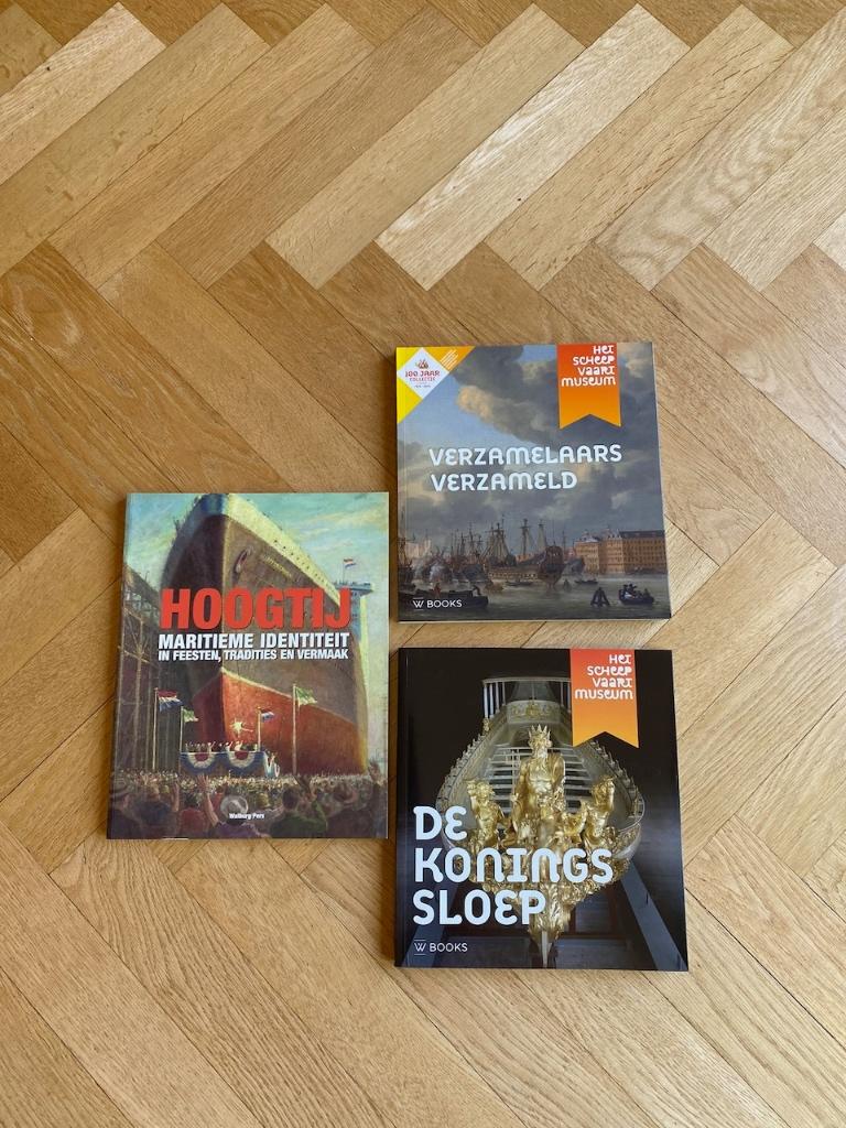 3 boeken Scheepvaartmuseum / Maritiem museum, Verzamelen, Scheepvaart, Ophalen of Verzenden, Zo goed als nieuw, Boek of Tijdschrift