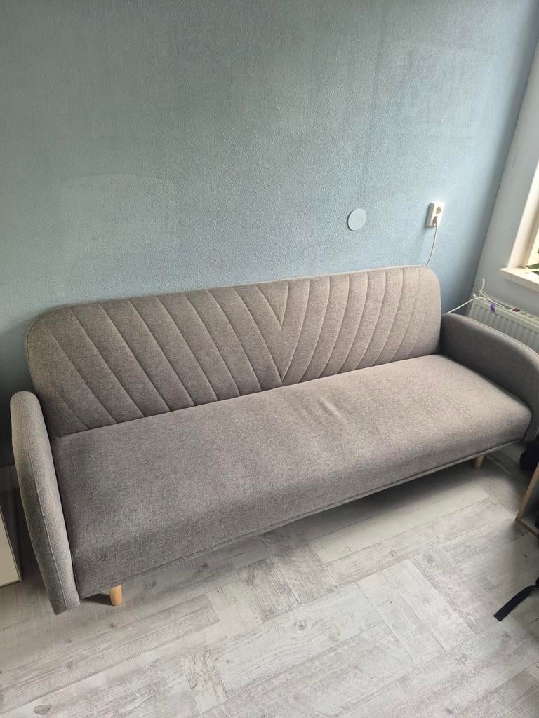 Grijze slaapbank, Huis en Inrichting, Ophalen, Eenpersoons, 210 cm, Zo goed als nieuw