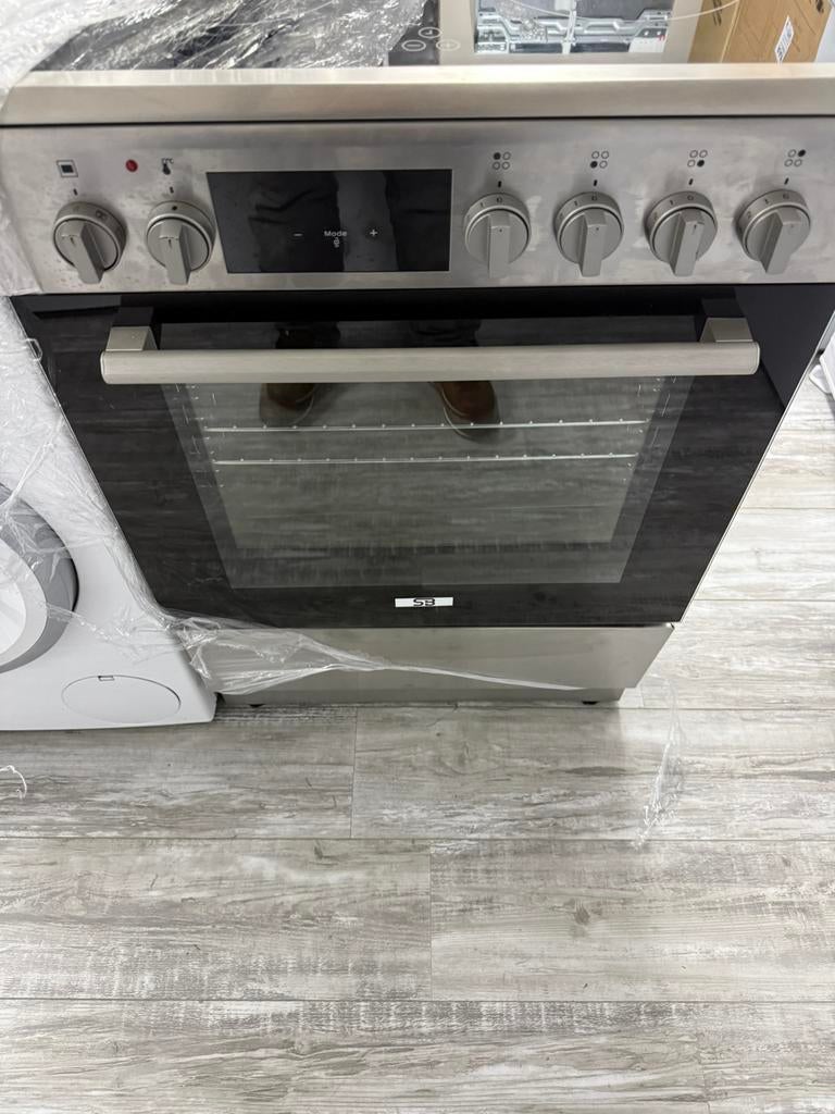 Inductie fornuis 4 pits hetelucht WIT nieuwe fase3, 60 cm of meer, Inductie, Vrijstaand, 85 tot 90 cm