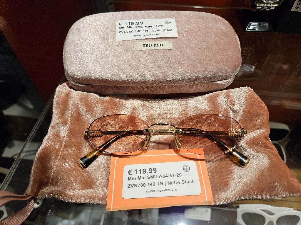 Miu Miu SMU A54 51-20 ZVN700 140 1N | Nette Staat, Ophalen of Verzenden, Zo goed als nieuw, Zonnebril, Overige merken