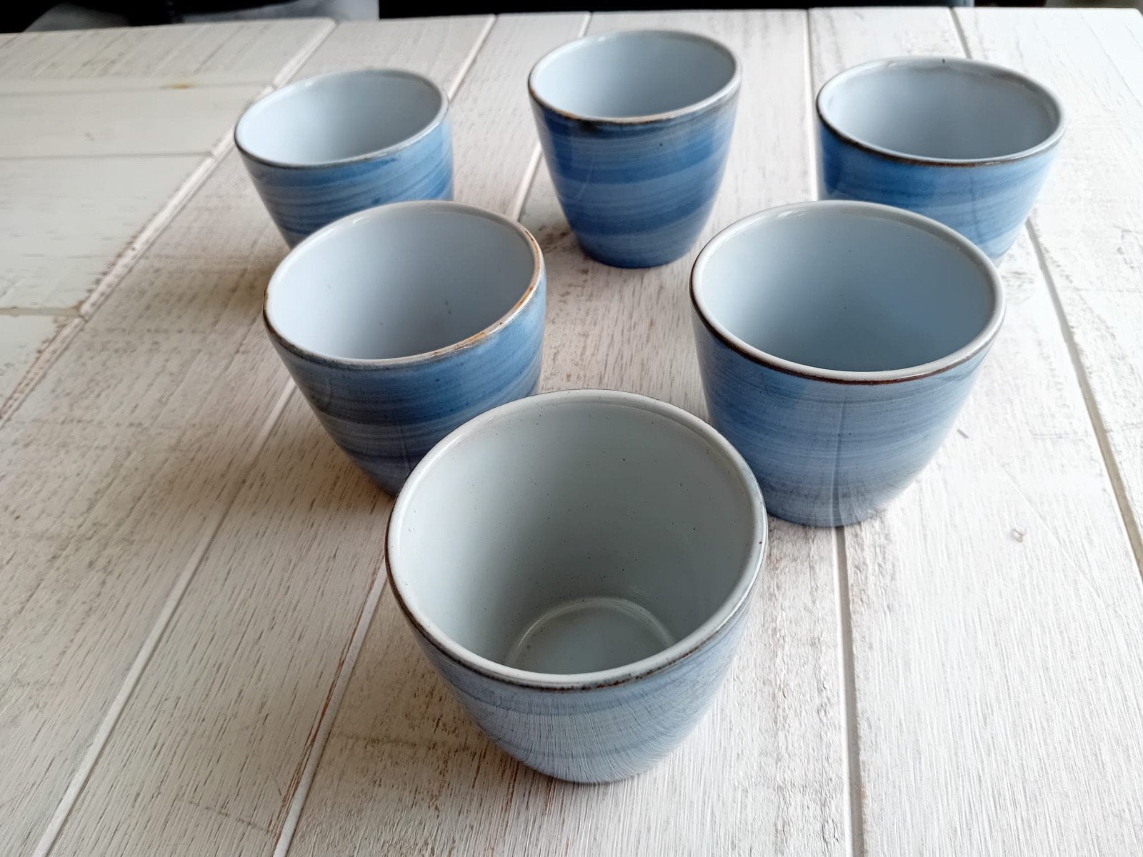 6 koffiemokken blauw Volendams aardewerk Volendam, Ophalen of Verzenden, Zo goed als nieuw, Overige stijlen, Kop(pen) en/of Schotel(s)